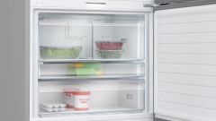 KGP86FIC0N Serie 8 Alttan Donduruculu Buzdolabı 186 x 86 cm Kolay temizlenebilir Inox